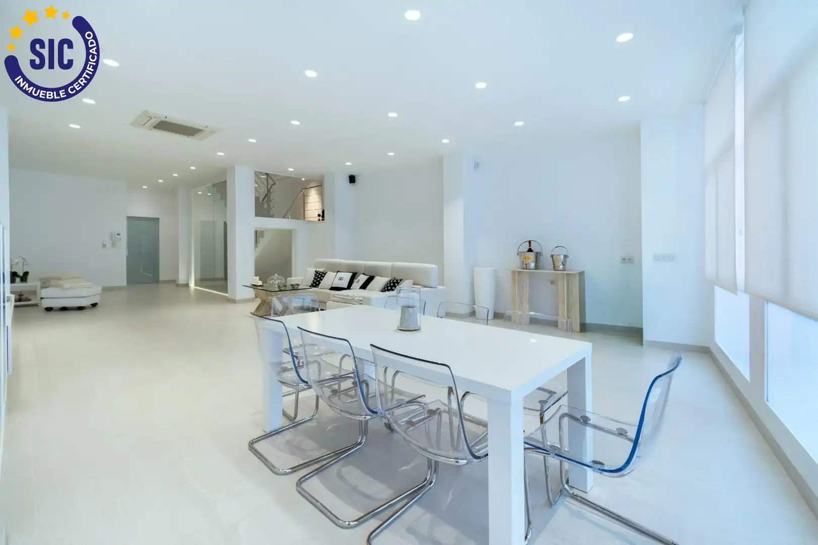 Comedor de Edificio en venta en Castellón de la Plana / Castelló de la Plana