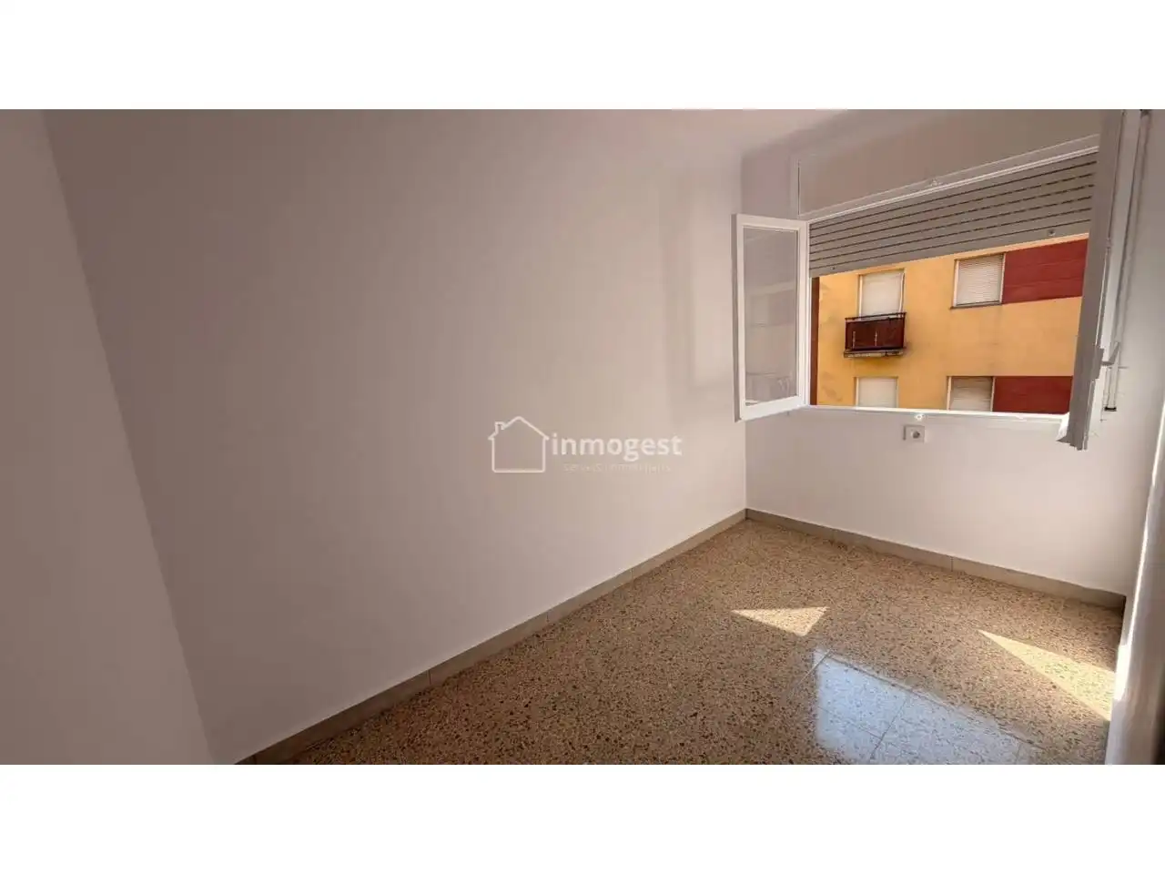 Habitación de Piso en venta en Salt con Balcón