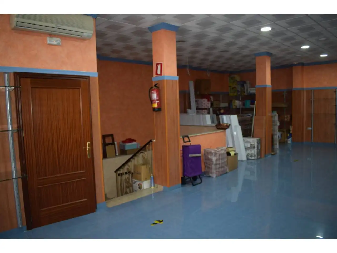 Local comercial en venda a Baena, imagen 3