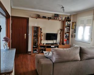 Living room of Flat for sale in Santurtzi   with Heating, Furnished and Oven