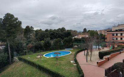 Swimming pool of Flat for sale in Sabadell  with Heating, Parquet flooring and Terrace