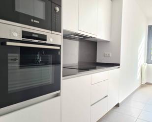 Kitchen of Flat to rent in Girona Capital  with Air Conditioner, Heating and Private garden