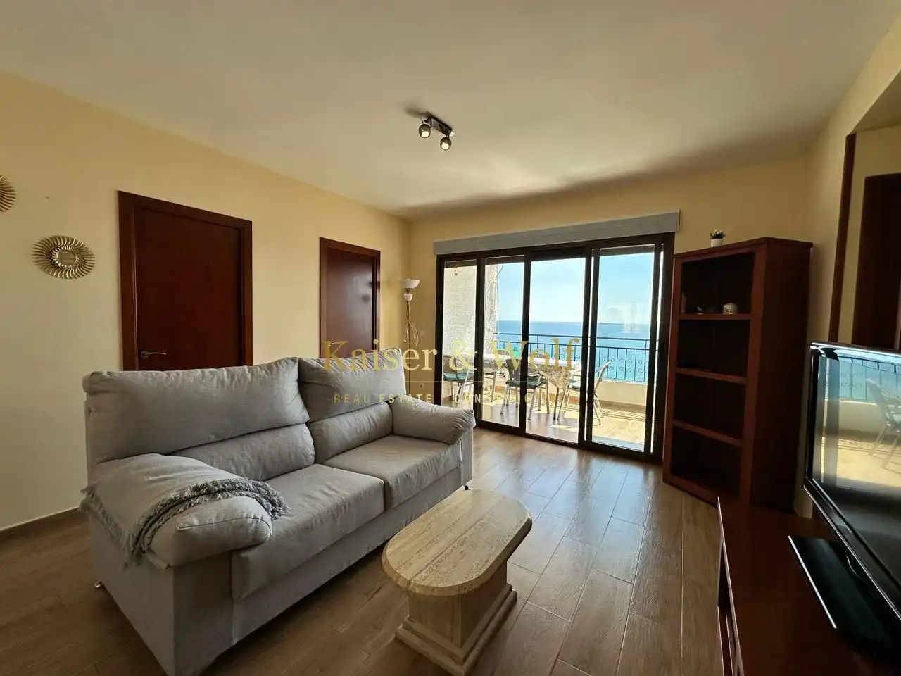 Flat with pool to rent in Avinguda Oscar Espla, imagen 3