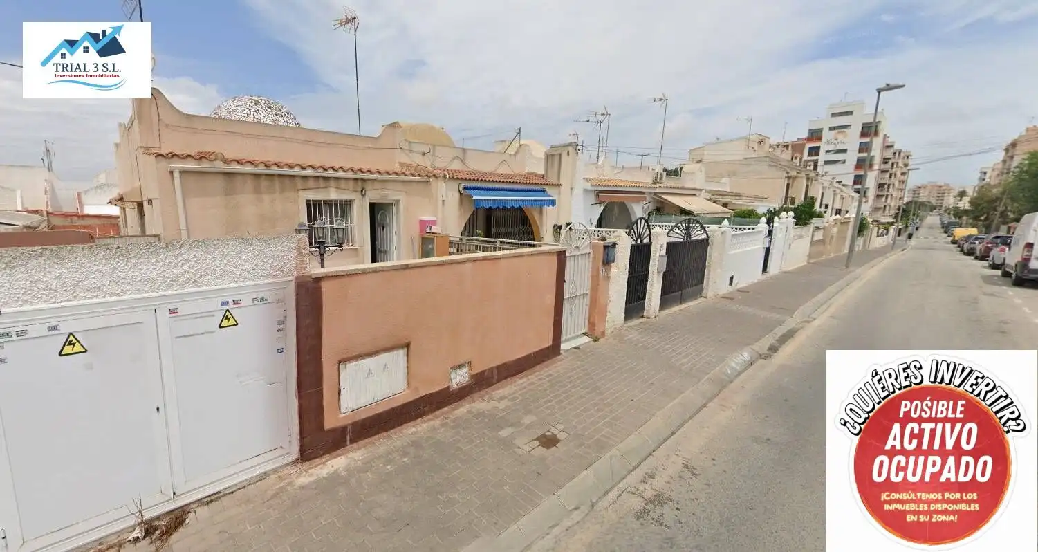 Adosado en venta en Calle SANTA PETRA