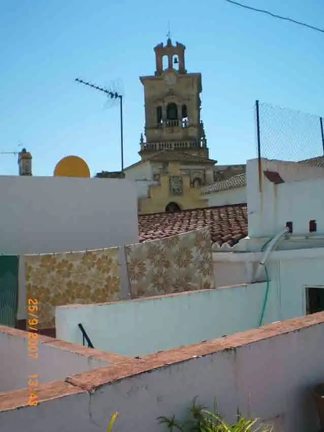Vista exterior de Casa o xalet en venda en Arcos de la Frontera amb Aire condicionat, Terrassa i Traster
