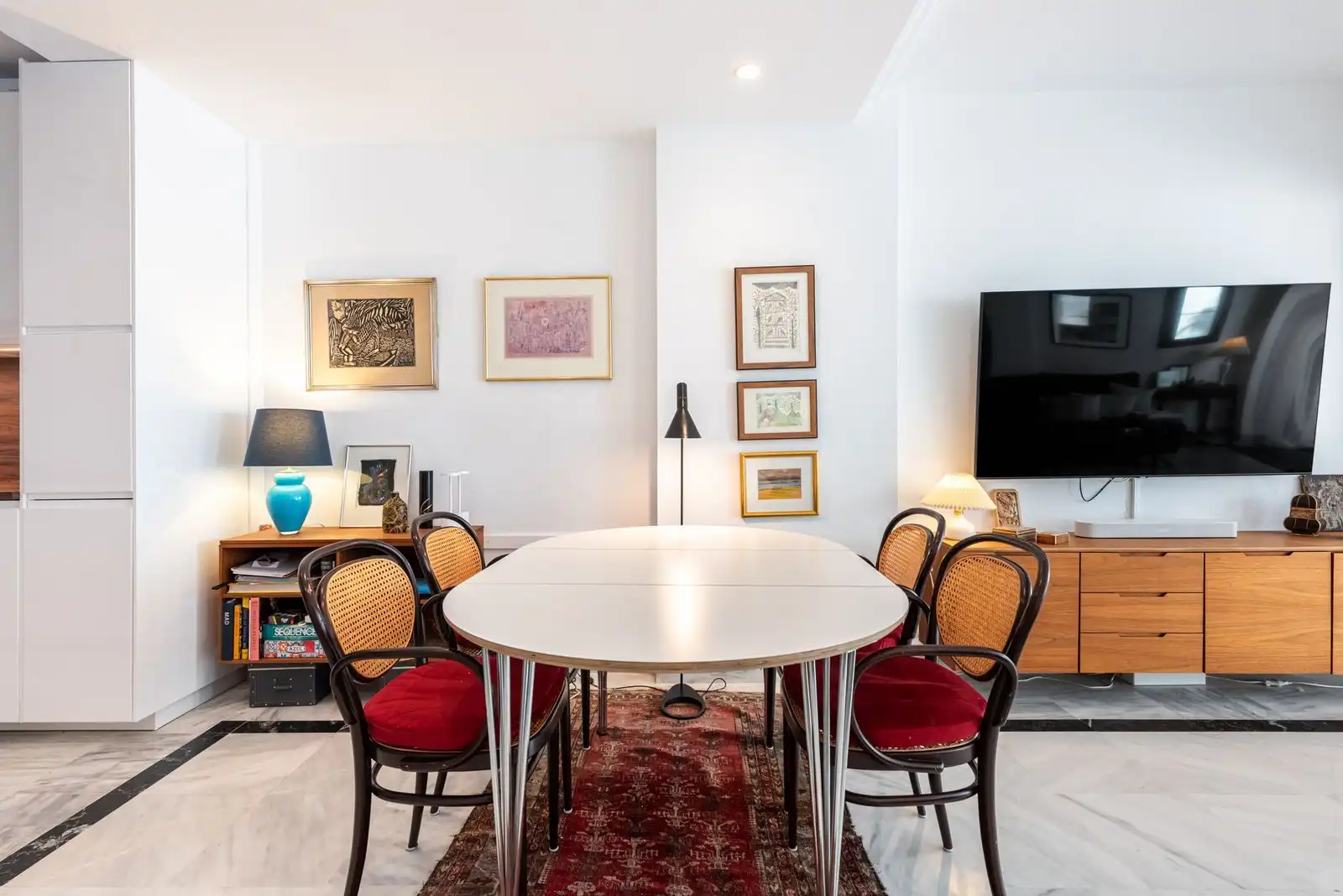 Comedor de Dúplex en venta en Marbella con Aire acondicionado, Terraza y Piscina