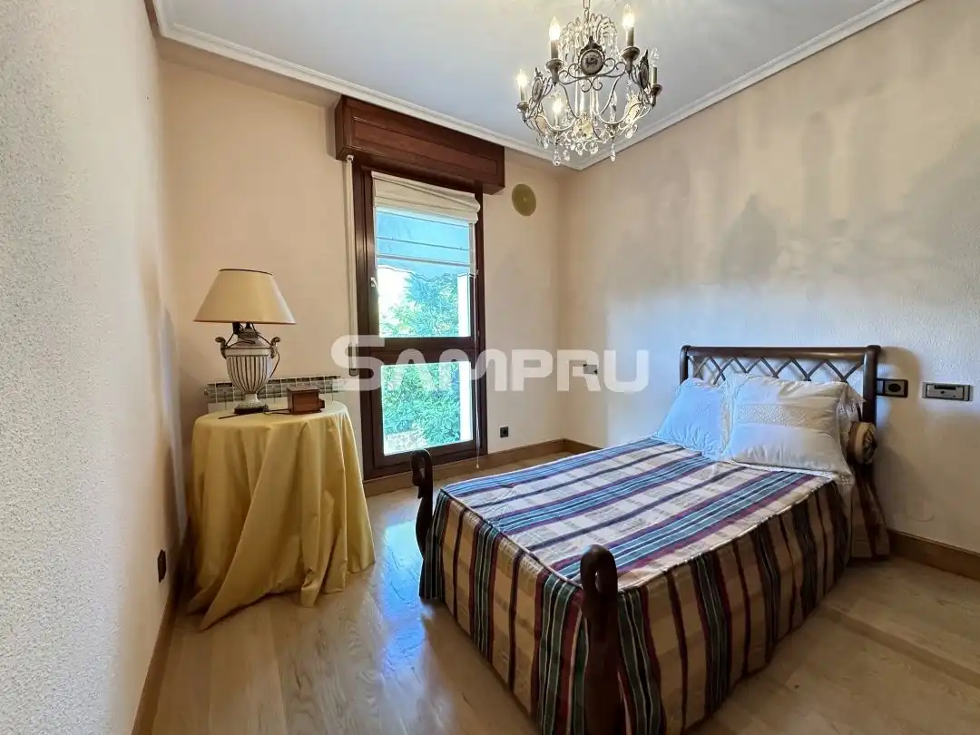 Schlafzimmer von Wohnung zum Verkauf in Legutio mit Heizung, Privatgarten und Terrasse