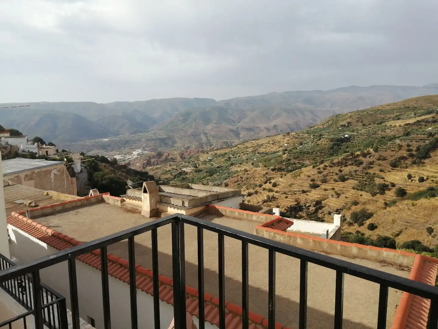 Vista exterior de Casa o xalet en venda en Ohanes amb Terrassa i Balcó