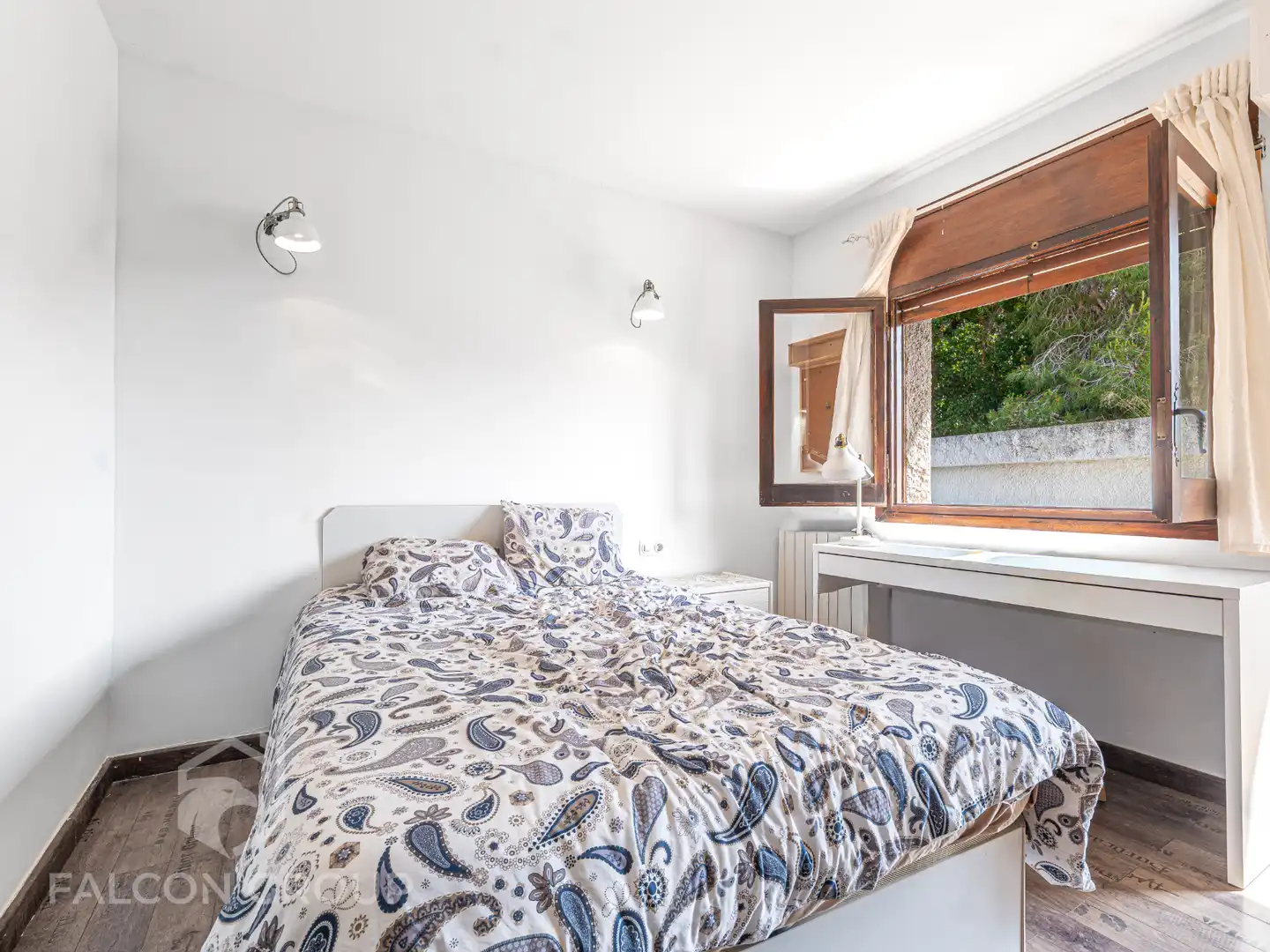 Dormitori de Casa o xalet en venda en Calafell amb Jardí privat, Balcó i Piscina comunitària