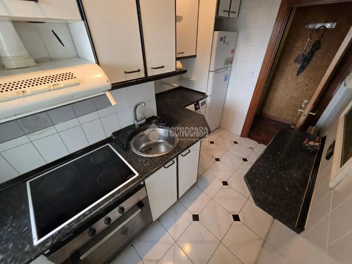 Kitchen of Flat for sale in Fuenlabrada