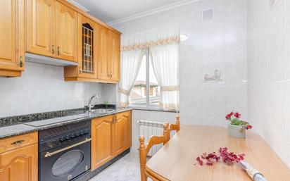 Kitchen of Flat for sale in Mieres (Asturias)