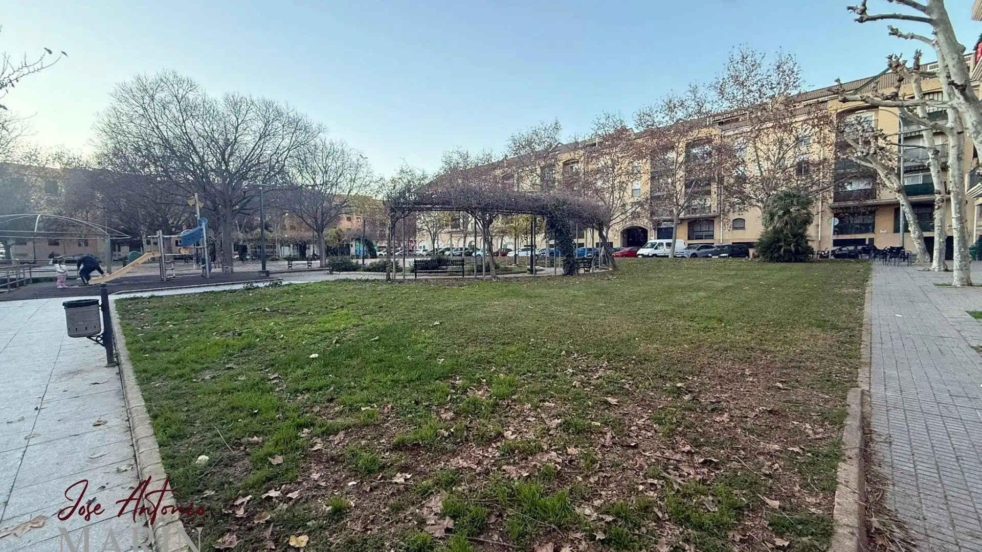 Vista exterior de Piso en venta en Badajoz Capital con Aire acondicionado y Trastero