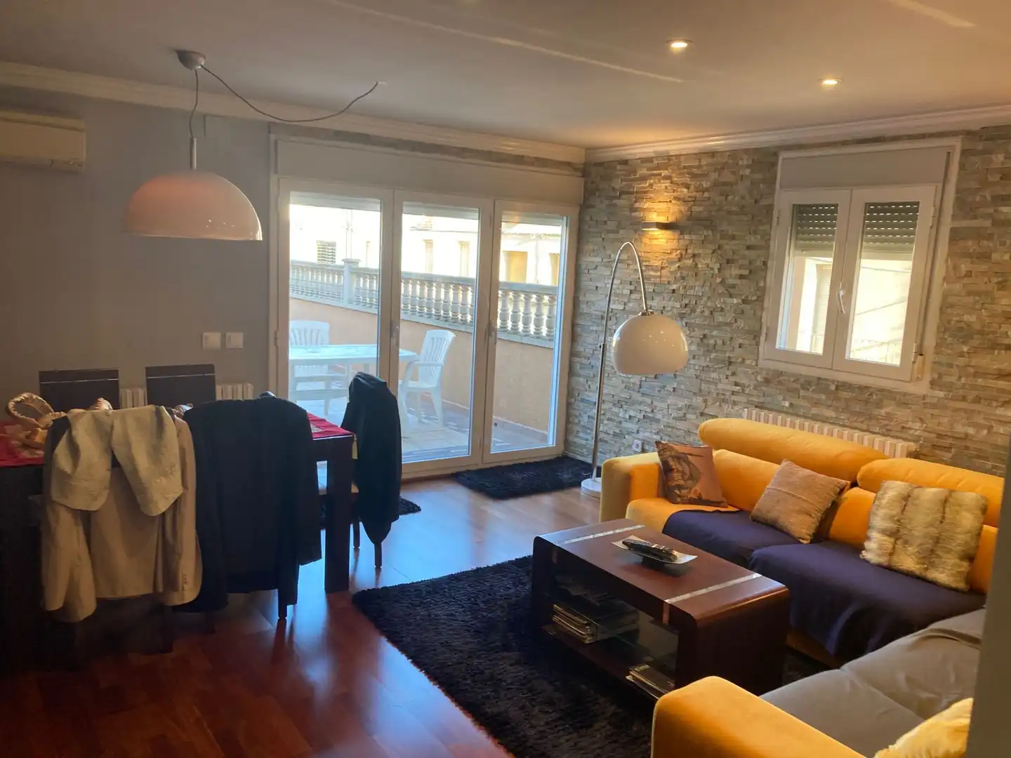 Sala de estar de Casa o chalet en venta en El Poal con Aire acondicionado, Calefacción y Amueblado