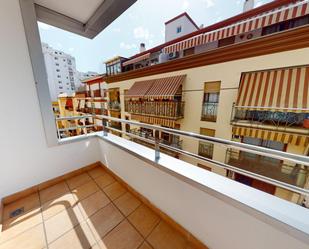 Flat to rent in Avenida de Ramón y Cajal, Puerto Deportivo, Fuengirola