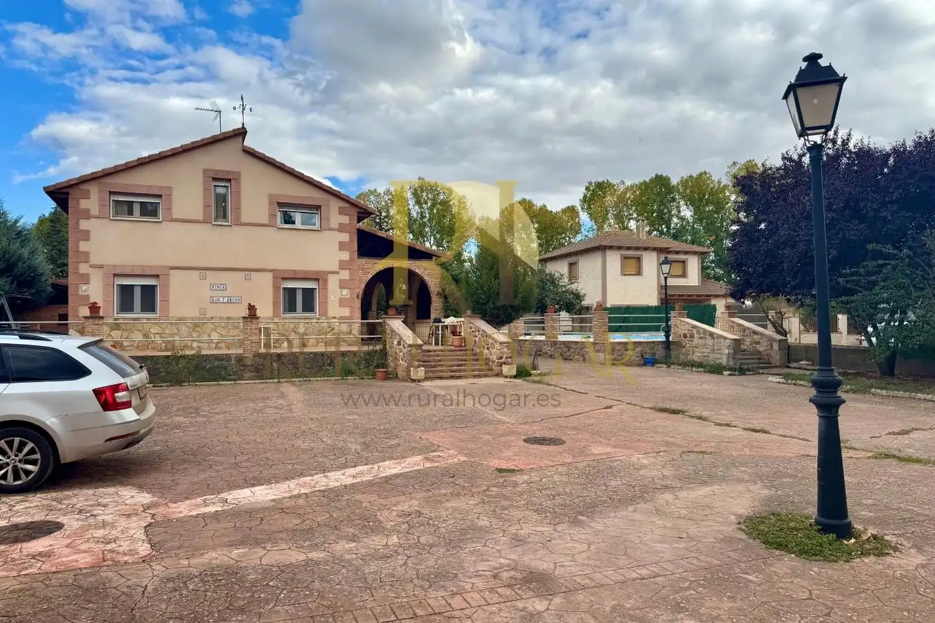Exterior view of Houses for sale in Molina de Aragón  with Private garden, Parquet flooring and Storage room