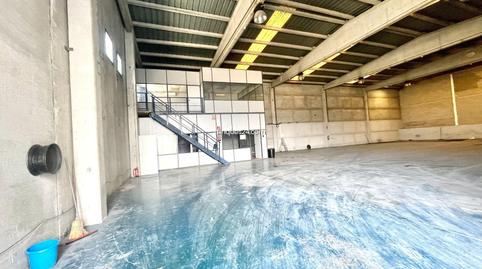 Photo 3 of Premises to rent in La Balconada - Cal Gravat, Manresa