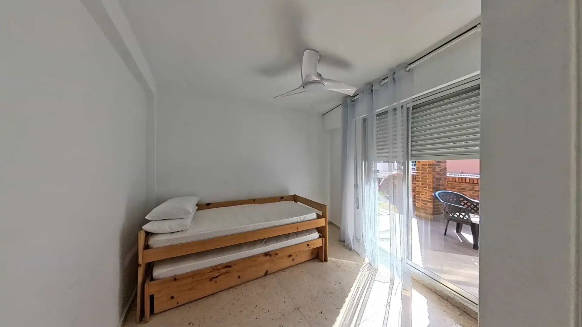 Habitación de Ático en venta en Alicante / Alacant con Aire acondicionado, Terraza y Horno