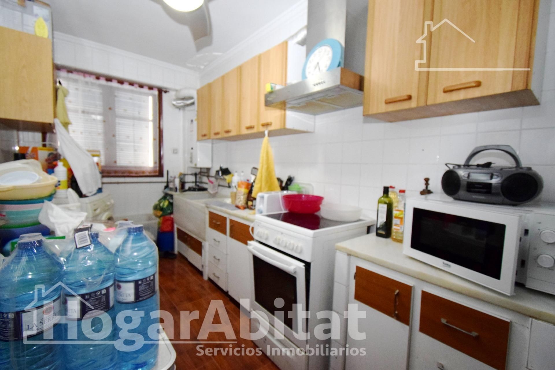 Kitchen of Flat for sale in Torrent  with Air Conditioner and Heating
