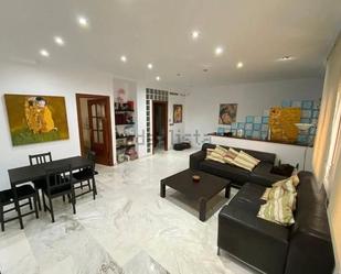 Sala d'estar de Casa o xalet en venda en  Huelva Capital amb Terrassa, Moblat i Forn