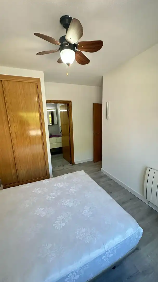 Habitación de Piso de alquiler en Murcia con Aire acondicionado y Trastero
