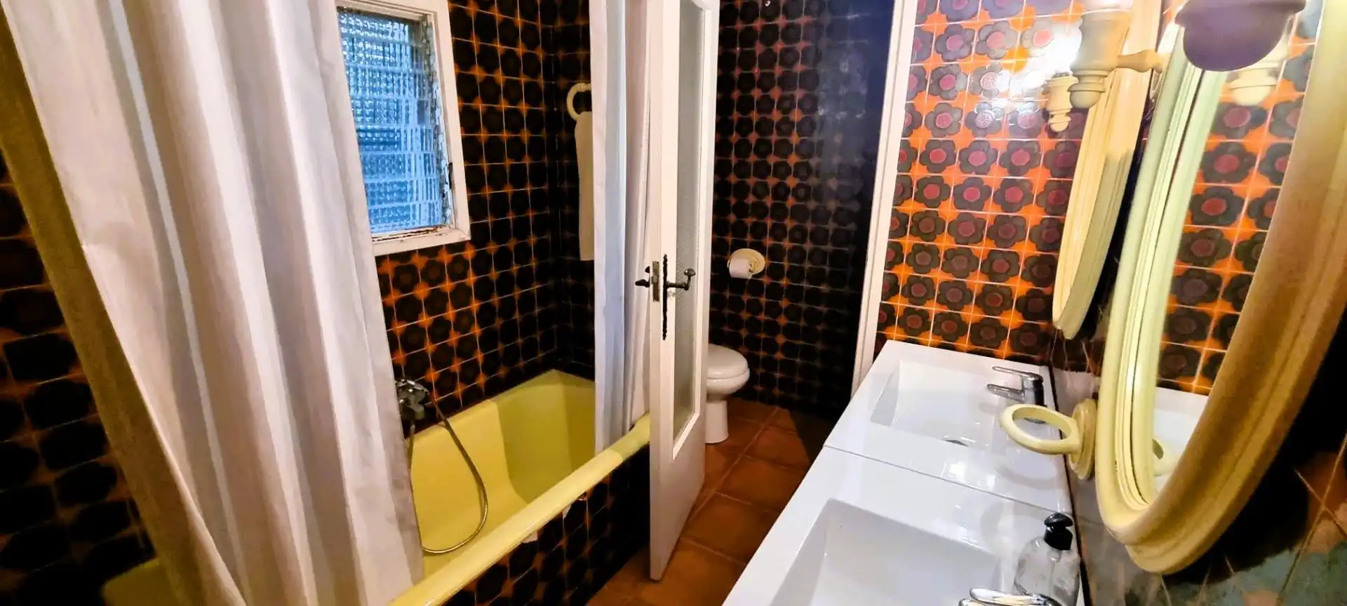 Bathroom of Houses for sale in Alzira  with Air Conditioner, Private garden and Terrace