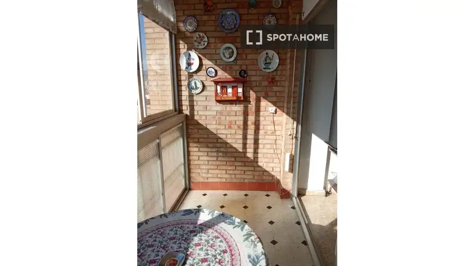 Room in La Princesa