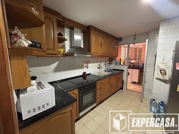 Piso con ascensor en venta en Avenida Dels Furs 21