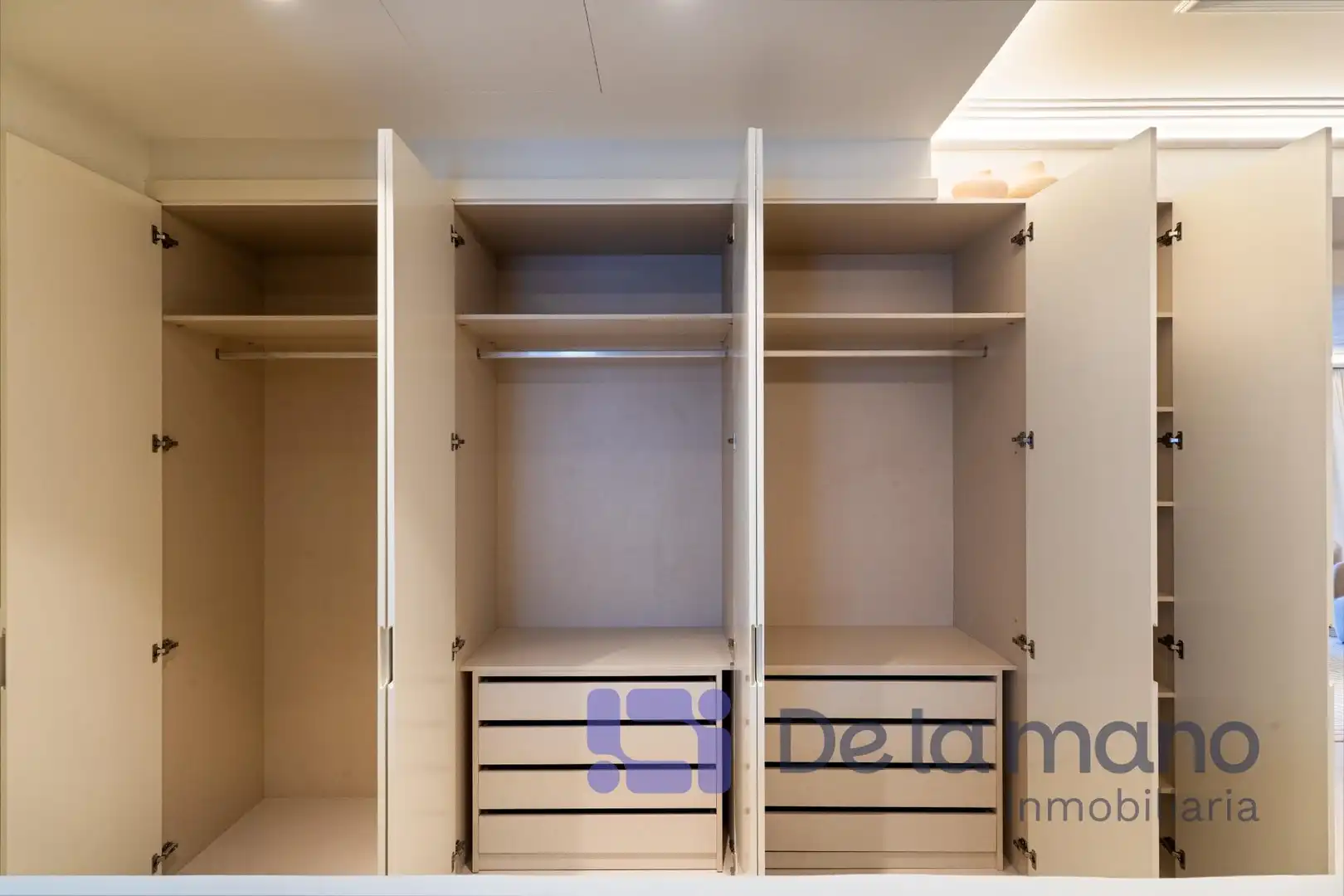 Habitación de Piso en venta en Madrid con Aire acondicionado, Calefacción y Balcón