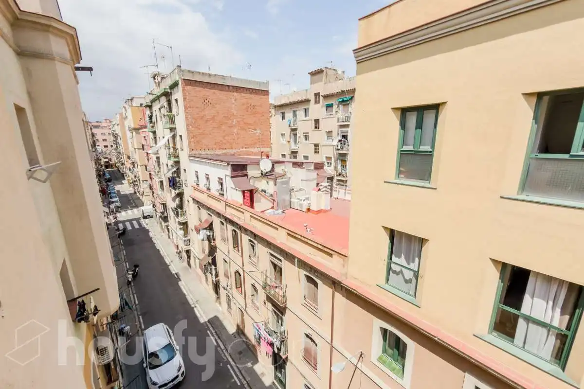 Vista exterior de Piso en venta en Barcelona con Aire acondicionado, Parquet y Amueblado