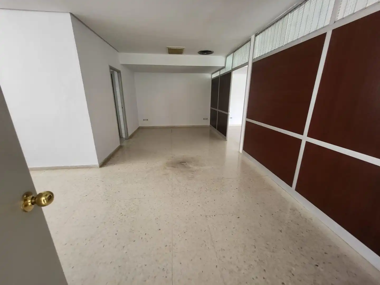 Gewerbefläche zum Verkauf in C/ Diego Fernández Herrera, imagen 9