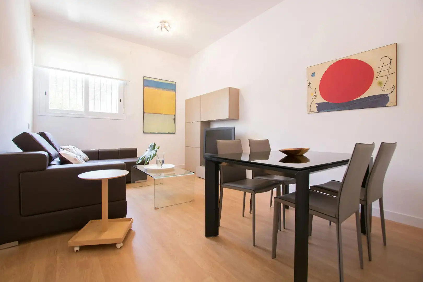Sala de estar de Piso de alquiler en Sevilla con Aire acondicionado, Calefacción y Jardín privado