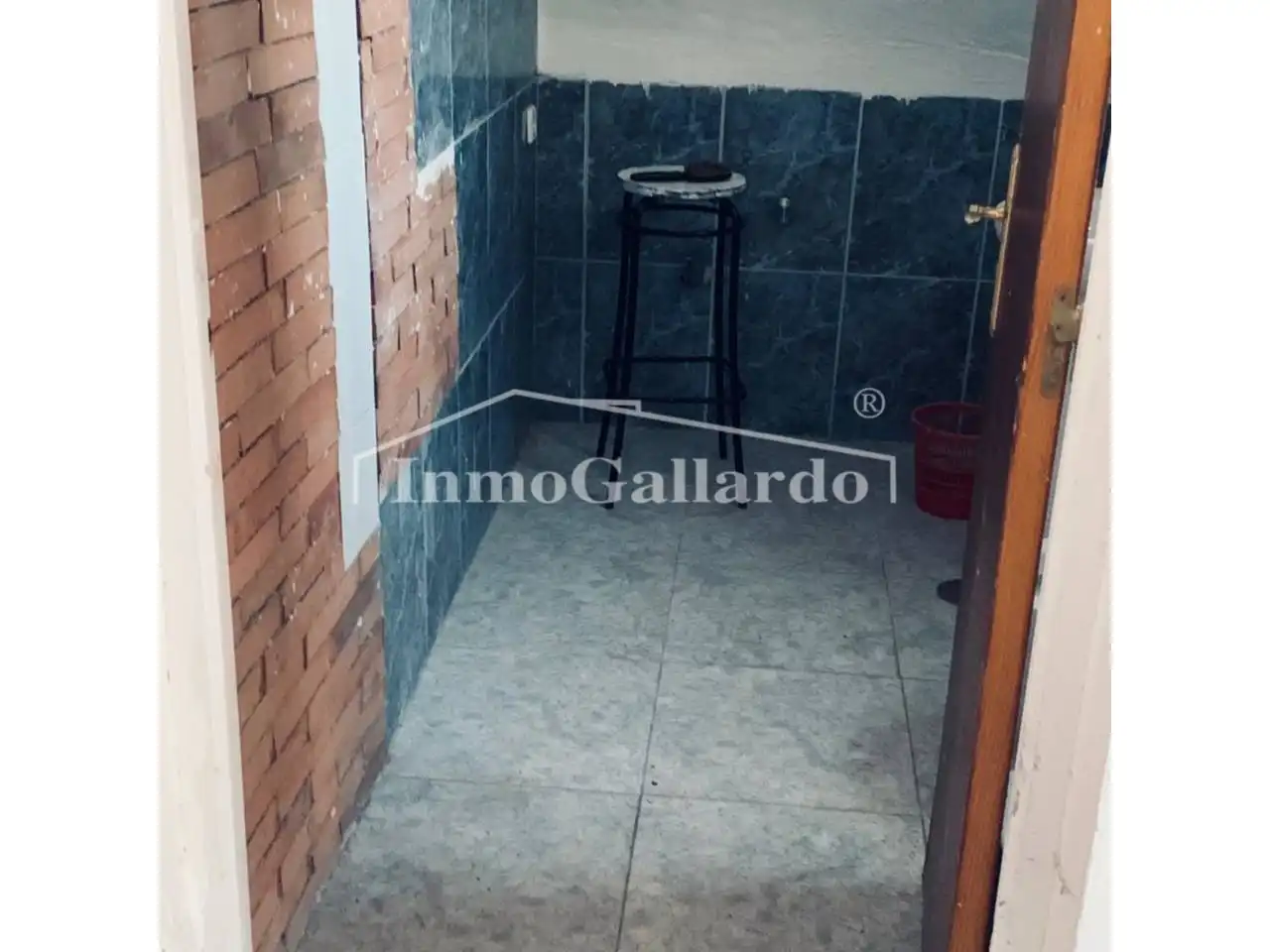 Local comercial de lloguer a Este, imagen 11