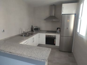 Casa amb balcó en venda a Baena