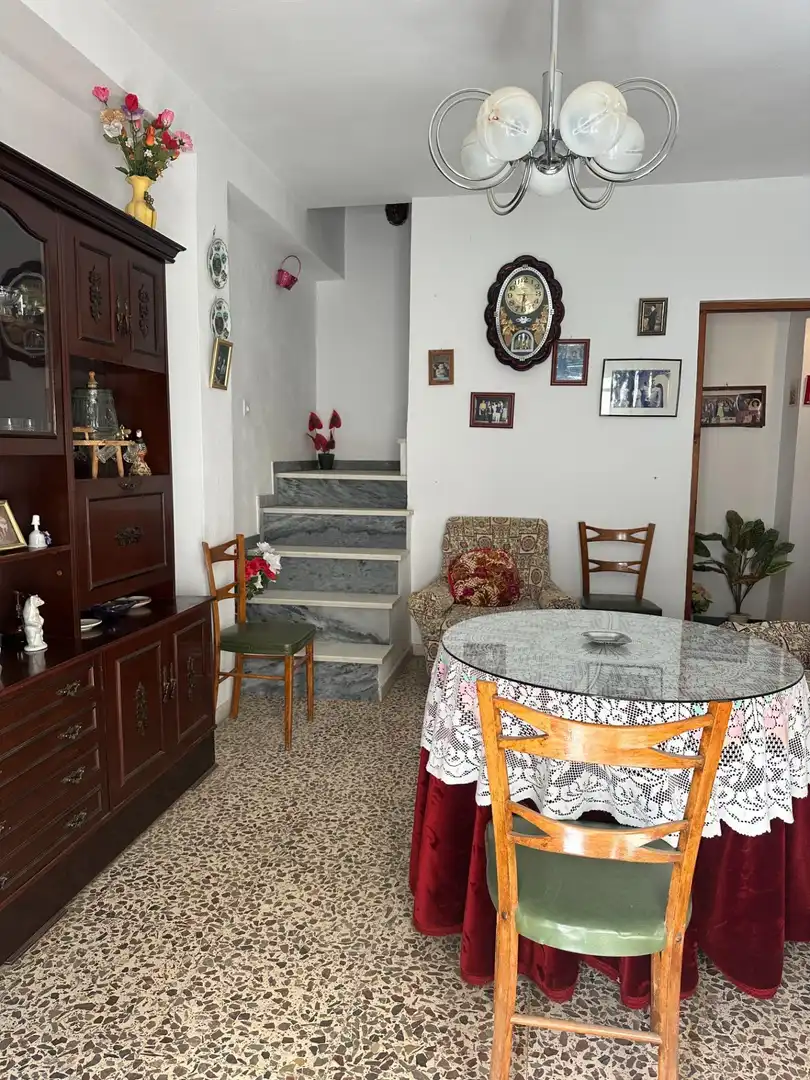 Sala de estar de Finca rústica en venta en Sierro con Terraza y Balcón