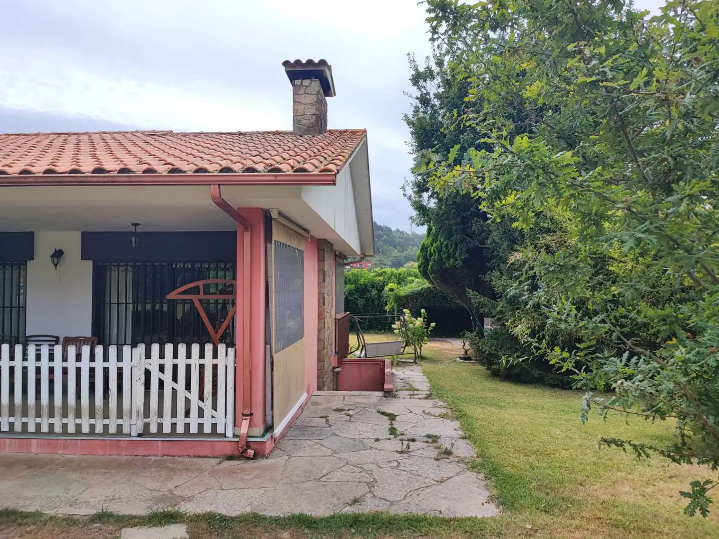 Jardí de Casa o xalet en venda en Nigrán amb Jardí privat, Terrassa i Moblat