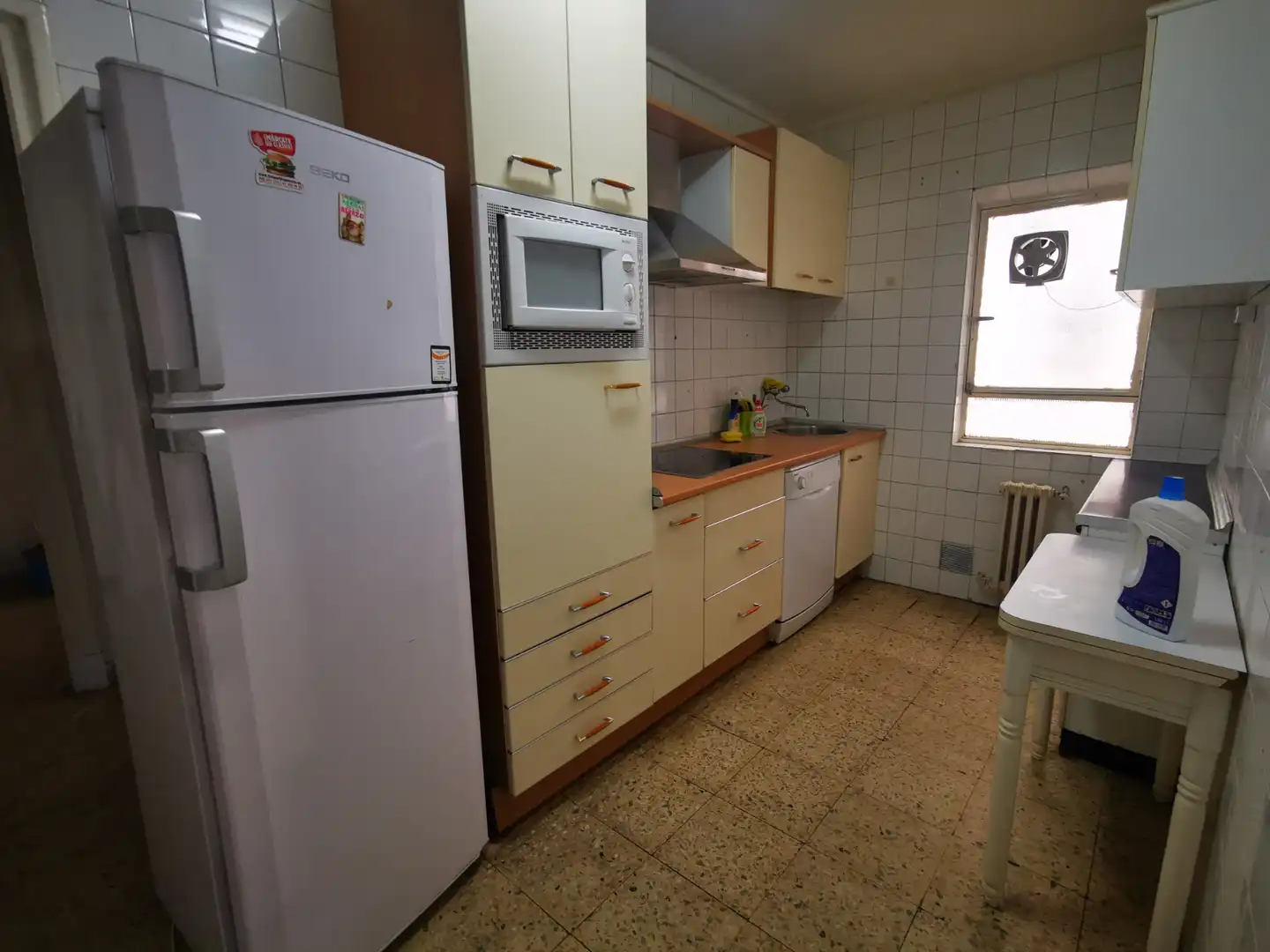 Kitchen of Flat for rent in Salamanca  with Heating, Furnished and Washing machine