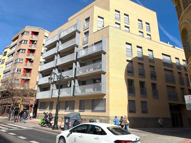 Ático en Venta en Calle Ramon y Cajal  en Alfonso
