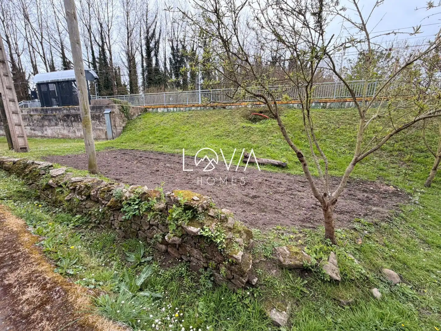 Casa o xalet en venda en Pravia amb Jardí privat
