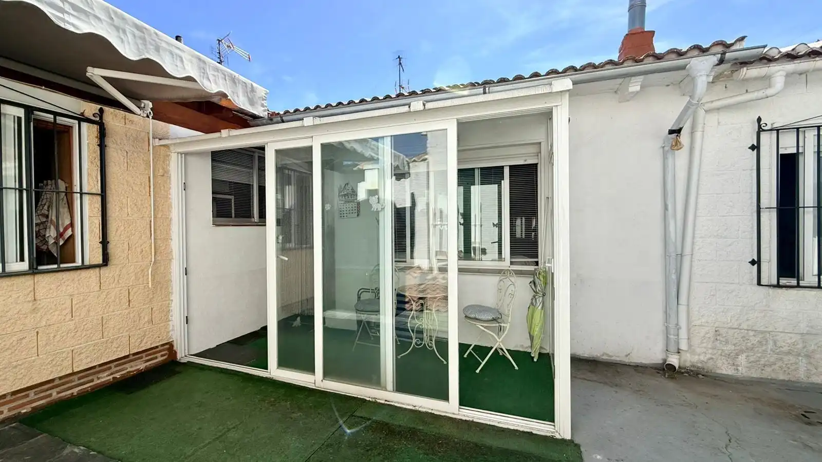 Terrassa de Casa o xalet en venda en Zarzuela del Pinar amb Calefacció i Moblat