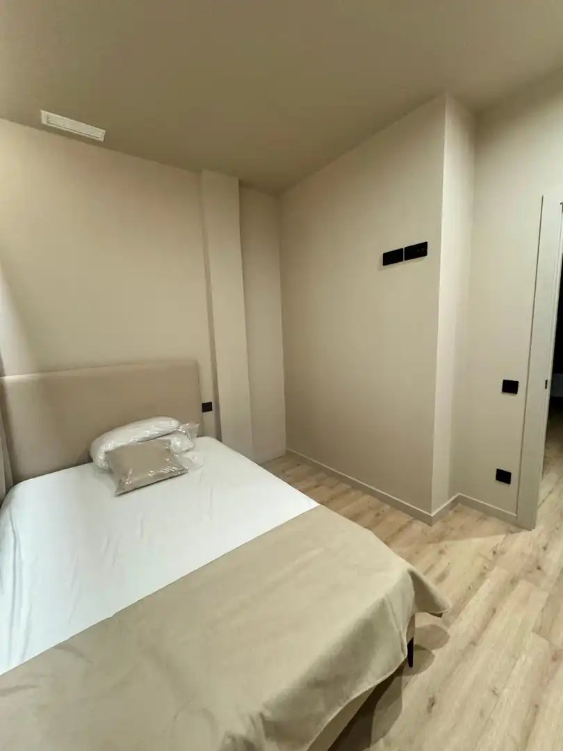 Schlafzimmer von Wohnung zur Miete in Badalona mit Klimaanlage, Heizung und Möbliert