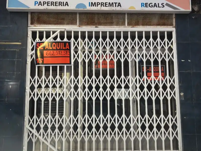 Gewerbefläche zur Miete in Carrer Camí dos Molins 3, imagen 2