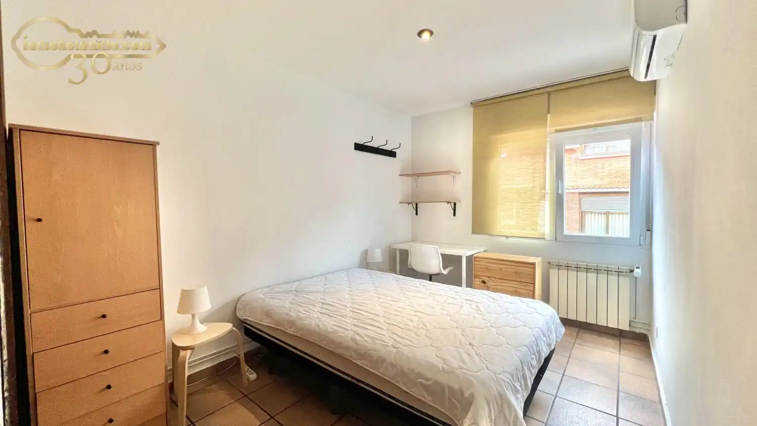 Habitación de Casa adosada de alquiler en Villaviciosa de Odón con Aire acondicionado y Calefacción