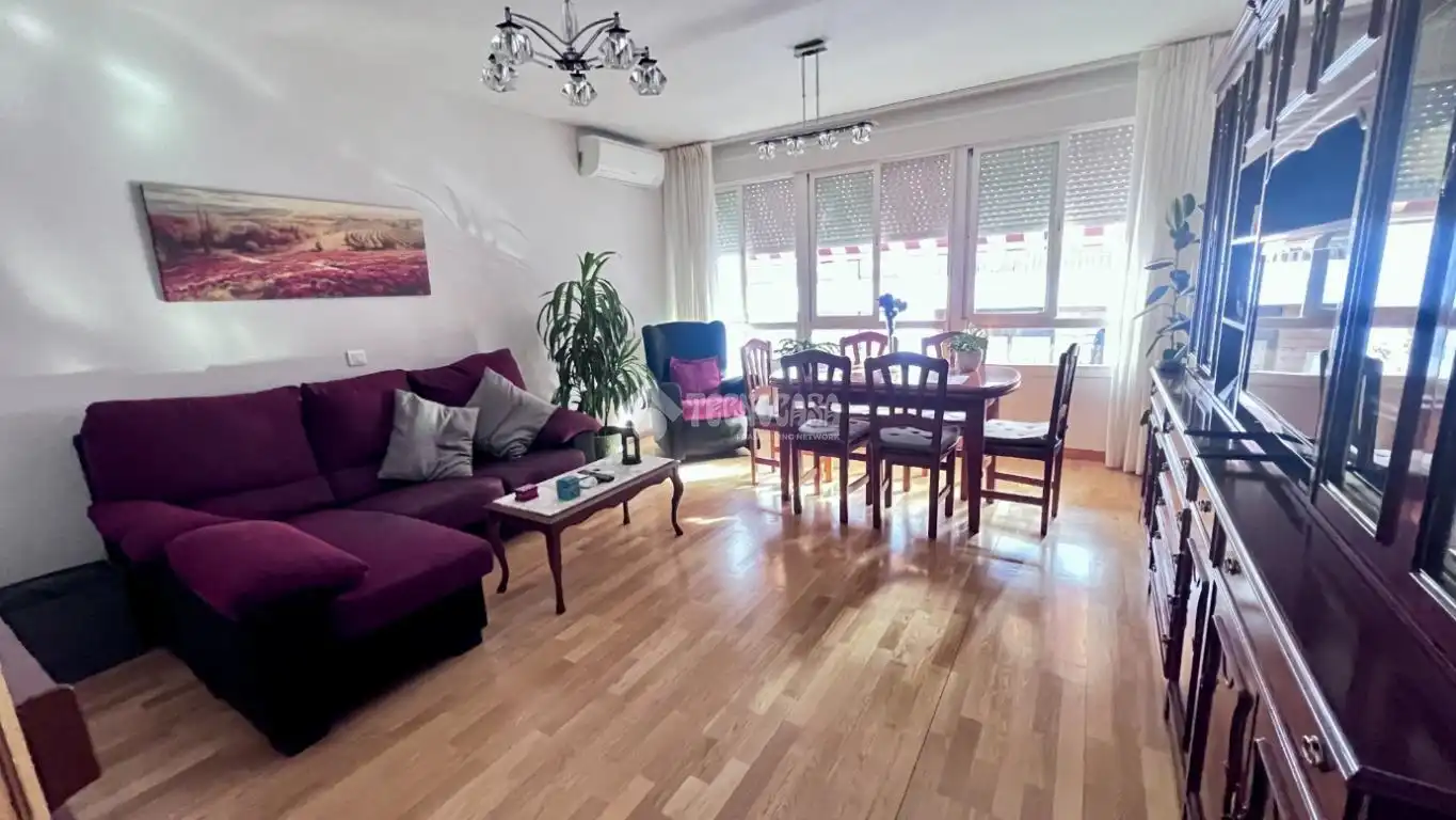 Sala d'estar de Pis en venda en Alcalá de Henares amb Aire condicionat, Calefacció i Terrassa