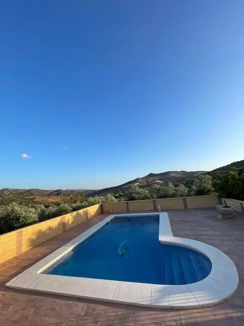 Piscina de Casa o chalet de alquiler en Álora con Aire acondicionado, Jardín privado y Piscina