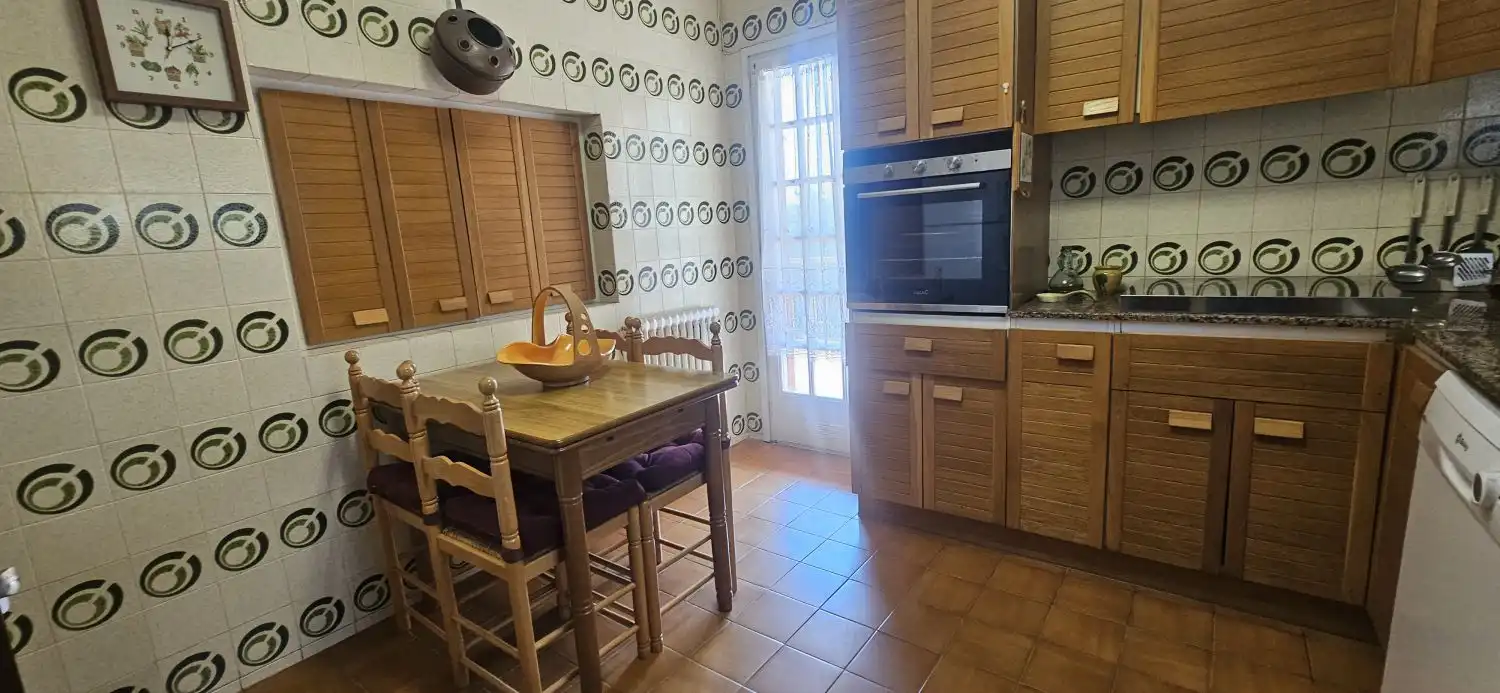 Cocina de Casa o chalet en venta en Corbera de Llobregat con Aire acondicionado, Calefacción y Terraza