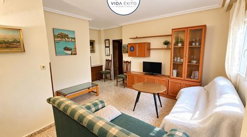Foto 2 de Piso en venta en Alcantarilla - La Glorieta, Jaén Capital