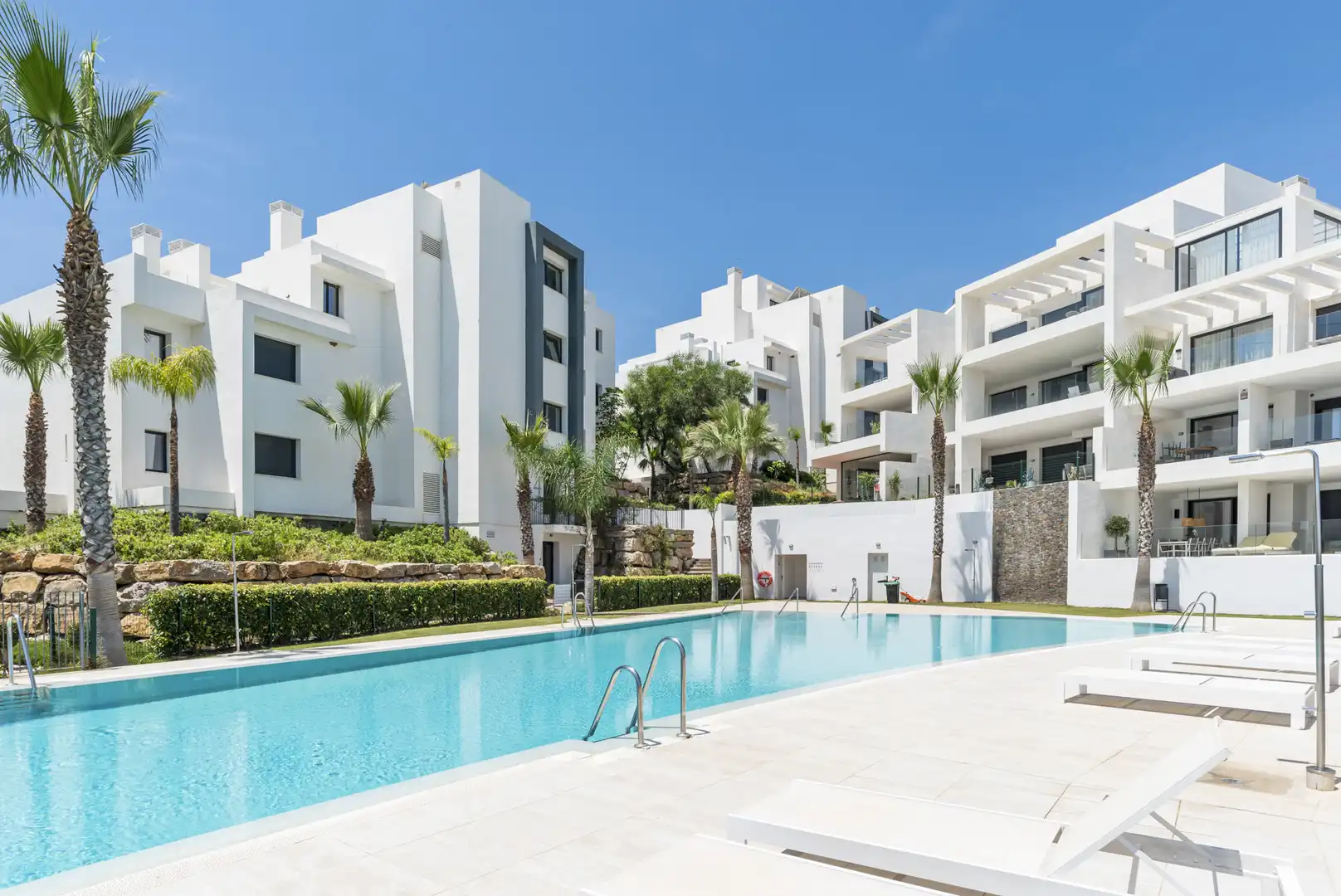 Apartment with pool for sale in Playa Bahía Dorada, imagen 3