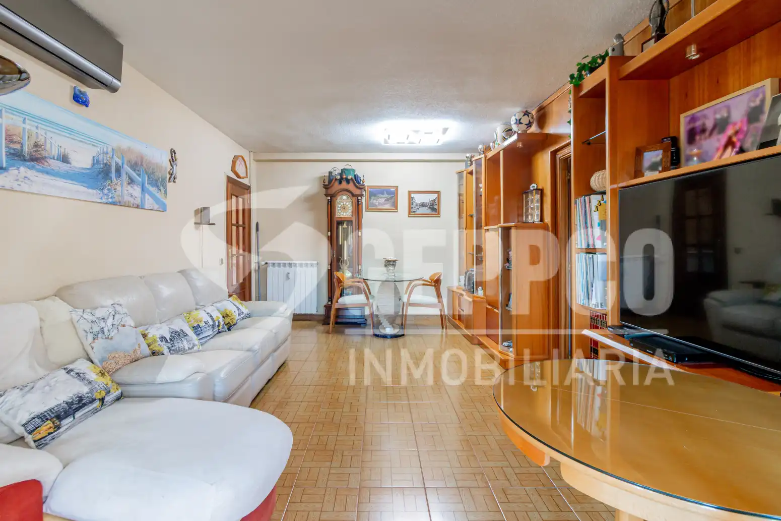 Living room of Flat for sale in Móstoles  with Air Conditioner, Heating and Terrace