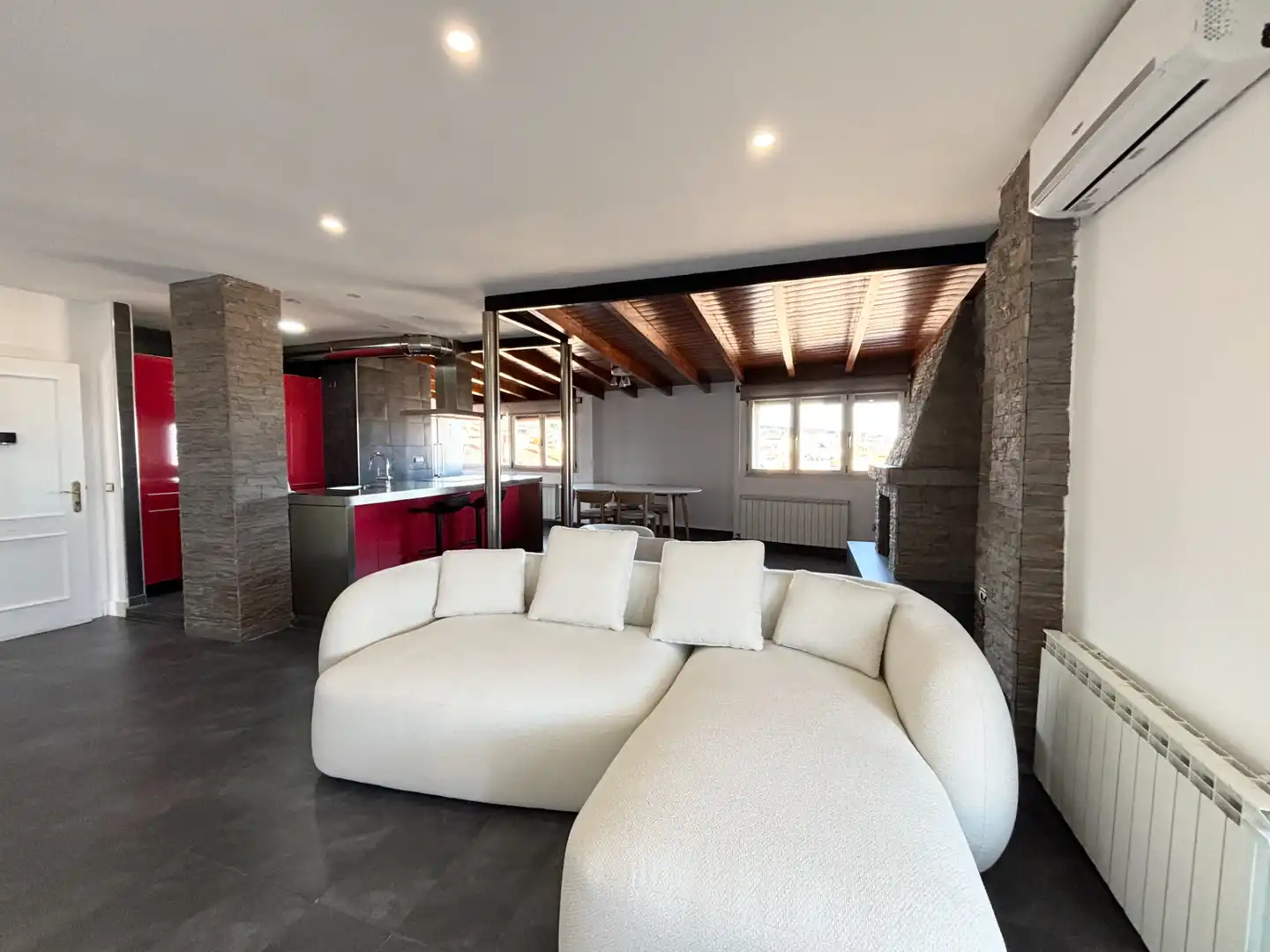 Sala de estar de Ático de alquiler en La Zubia con Aire acondicionado, Calefacción y Jardín privado