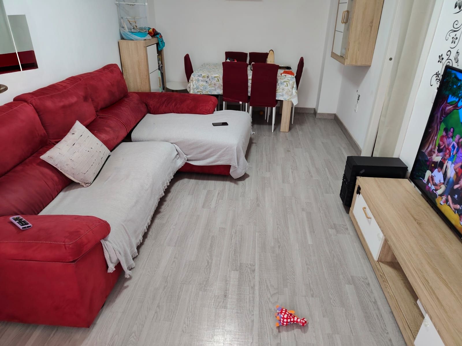 Sala d'estar de Pis en venda en  Albacete Capital amb Aire condicionat, Calefacció i Moblat